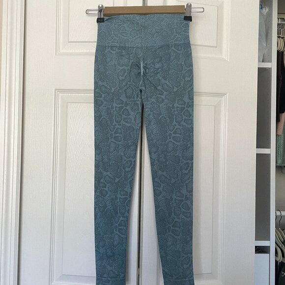 Adapt Animal Seamless Leggings - Iceberg Blue/Thunder Blue XS - Picture 10 of 13